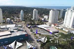 Tienda Inglesa temporal y Punta Shopping de verano estarán prontos antes de diciembre