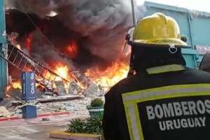 Elinger afirmó que hay que repasar permisos por incendio de Punta Shopping porque “que hubo fallas, hubo”