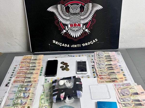 Imputaron a un hombre tras allanar su vivienda y encontrarle más de 700 gramos de cocaína