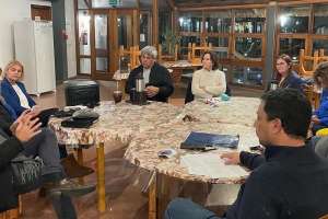 Nueva comisión de Las Grutas planteó sus inquietudes al alcalde de Maldonado