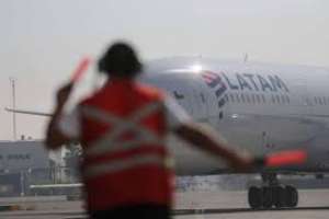 Latam vuelve a suspender el reinicio de vuelos entre Punta del Este y San Pablo