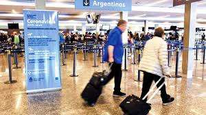 gobierno argentino “estudia” medidas para contener pérdida de dólares por turismo