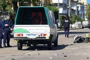 Un vehículo “liviano” y una moto chocaron en Punta del Este