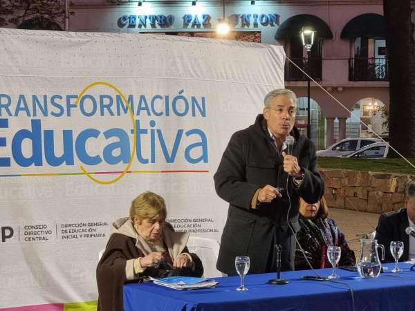 Presidente del Codicen defendió la Reforma Educativa “Cara a Cara” con la comunidad fernandina