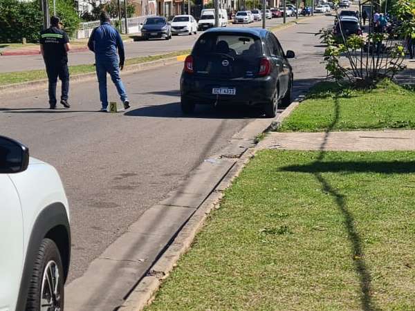 Una mujer resultó gravemente herida al ser embestida por una moto