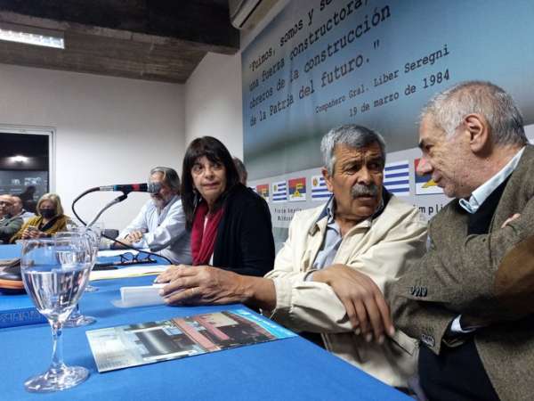 Se tributó homenaje a la figura de Ricardo Alcorta hacedor de la obra del saneamiento junto a otras autoridades de la época