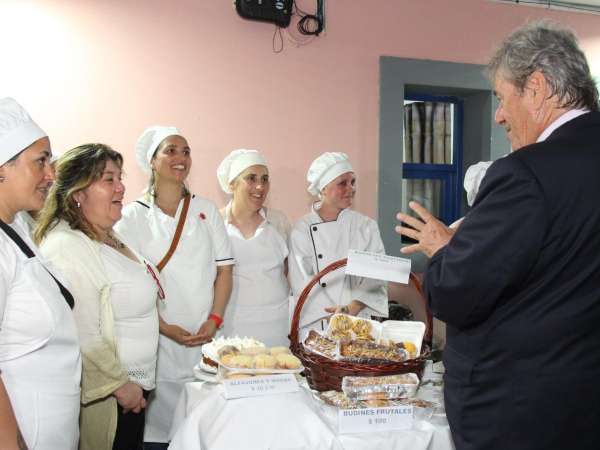 Antía felicitó a los alumnos que finalizaron los cursos municipales