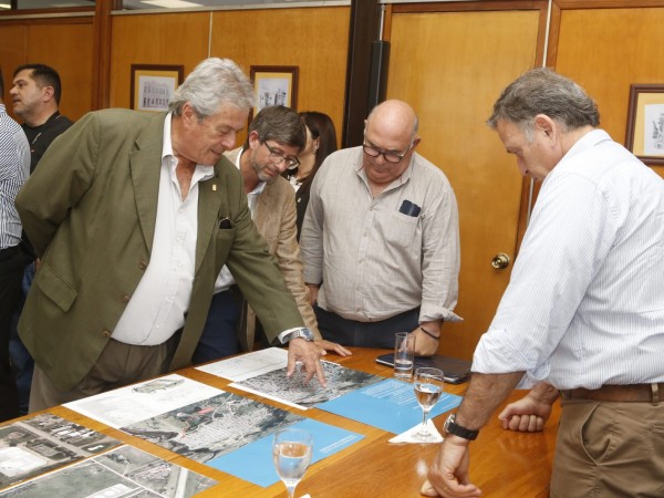 Anunciaron comienzo de obras de saneamiento en San Carlos