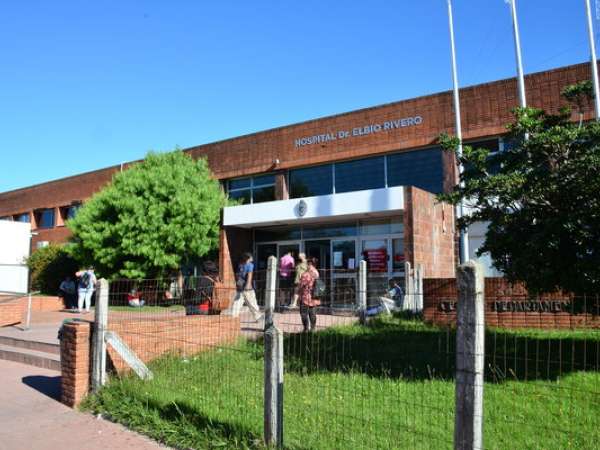 Mujer tuvo un desvanecimiento esperando atención en el hospital de Maldonado después de cuatro horas