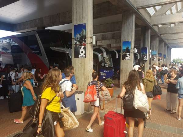 Ante demanda de “interdepartamentales” exhortan a reservar pasajes con anticipación