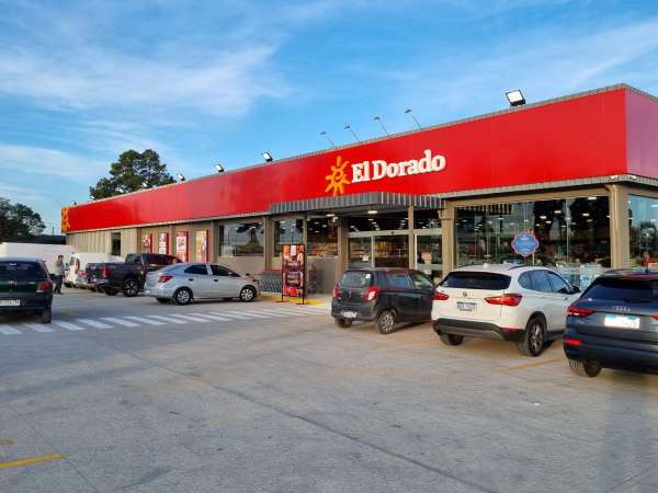 Supermercados el Dorado reinauguró su local de Ruta 39  