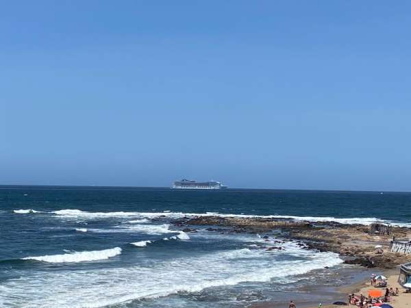 Crucero con casi 4 mil pasajeros pasará la noche vieja a la nueva en aguas de la bahía de Maldonado
