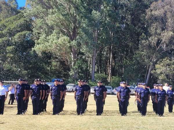 Egresaron 42 nuevos agentes de la Escuela Departamental de Policía para sumarse a distintas dependencias