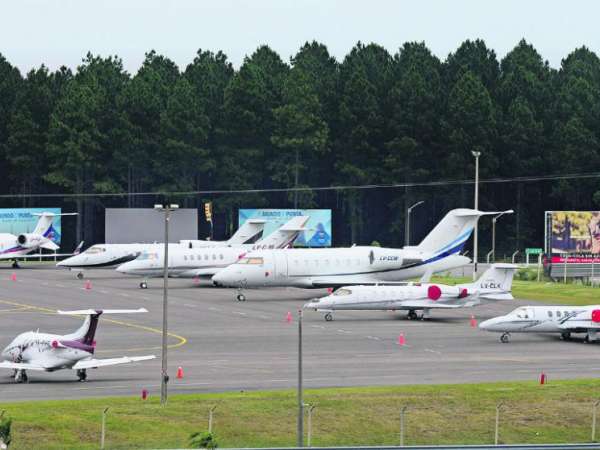 Laguna del Sauce recibió 8.000 pasajeros superando en 2000 los de 2022