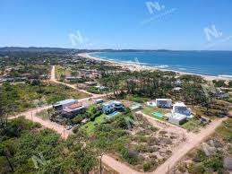 Familia estadounidense alquiló casa en Las Grutas y fue estafada por su propietario