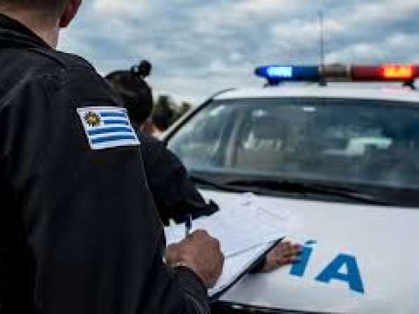 Libertad a prueba para dos hombres violentos; uno agredió a otro en Punta del Este y el restante se resistió a detención y amenazó a trabajadores del hospital
