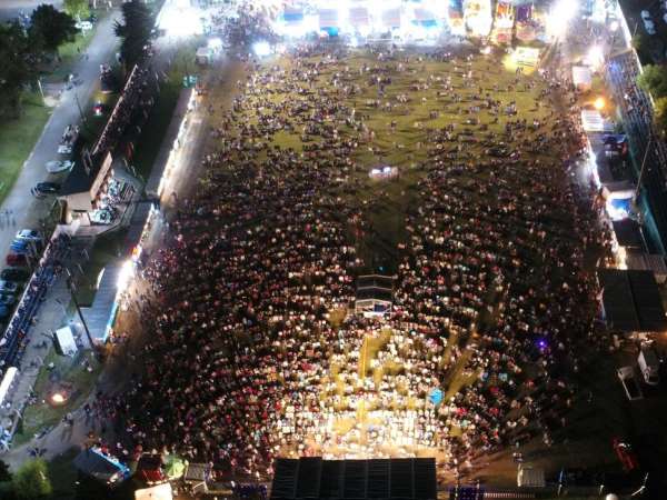 Karibe con K, Chacho Ramos y el dúo español Amistades Peligrosas, entre otros, actuarán en "Dulce Corazón del Canto"