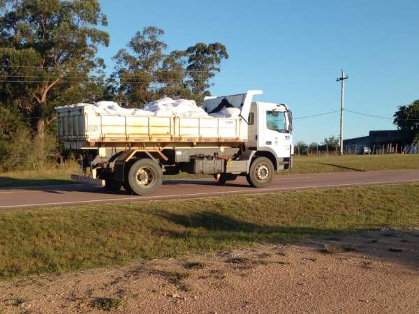 Este desde lunes se comienzan a recibir en algunos municipios pedidos de asistencia por sequía; Garzón logró ración para sus productores