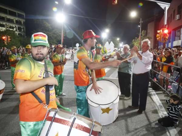 Miles de personas vibraron al ritmo del carnaval en Maldonado