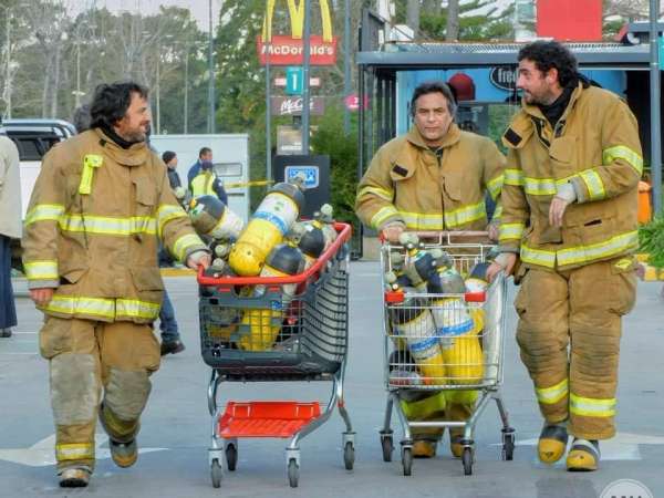 Una vocación que crece: bomberos voluntarios de José Ignacio trabajan a la par con destacamentos de todo el departamento
