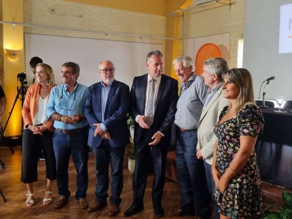 Ministro Daniel Salinas renuncia al cargo el próximo 13 de marzo; asume Karina Rando