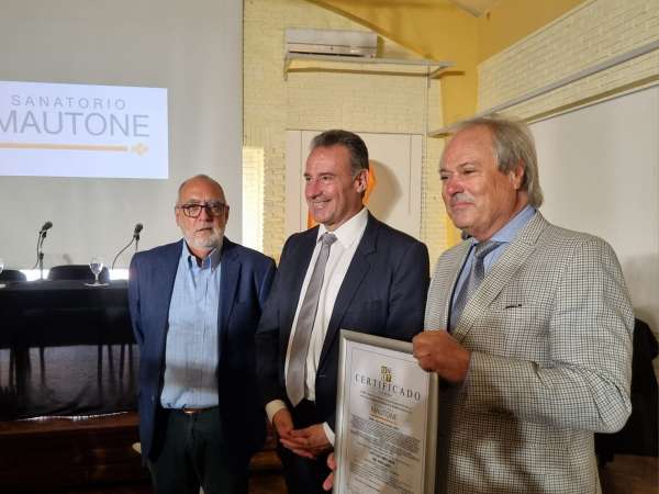 Sanatorio SEEM Mautone recibirá mención de Calidad de Gestión en Santo Domingo