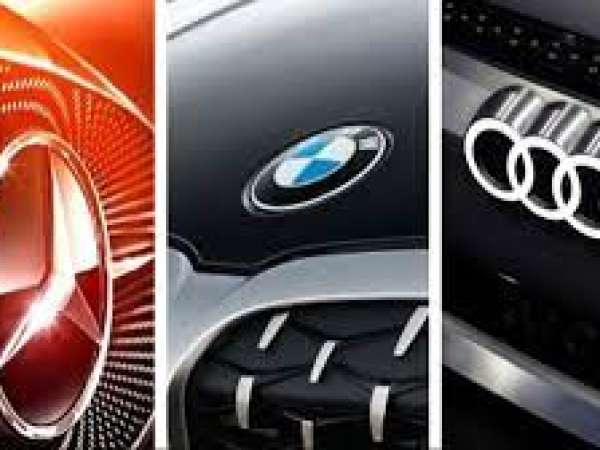 Se estima en más de un millón de dólares la estafa de cheques sin fondos por la compra de autos de alta gama; un hombre y una mujer fueron formalizados