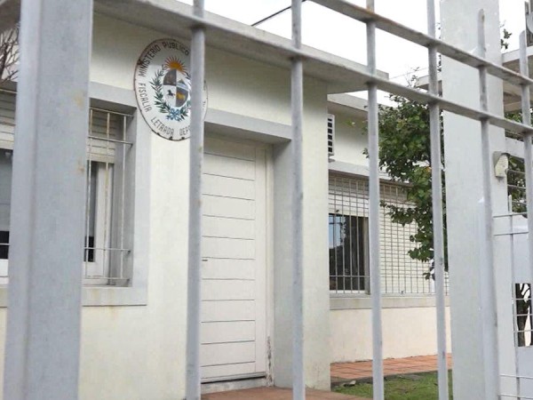 Detuvieron a uno de...