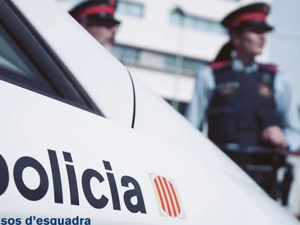 Un hombre uruguayo residente en España mató a su hijo, intentó prender fuego la vivienda y luego se suicidó