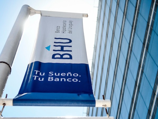 AEBU defiende buscar soluciones para clientes sin afectar “negativamente” al BHU