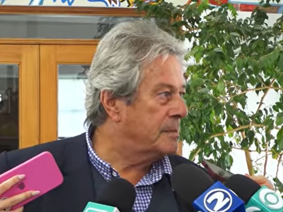 Antía dijo que Garlo "no lee" y que como sobrino de Orsi debería mirar "su vereda" para hablar de fideicomiso y endeudamiento de gobiernos departamentales