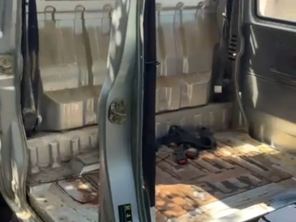 Robaron camioneta de...