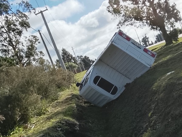 Camioneta apareció v...