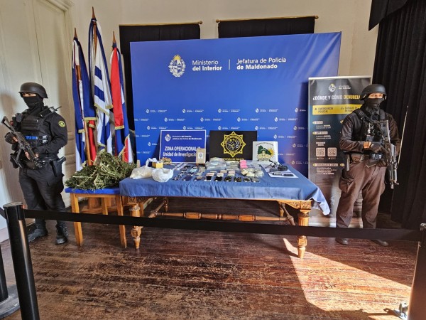 Dos condenados con p...