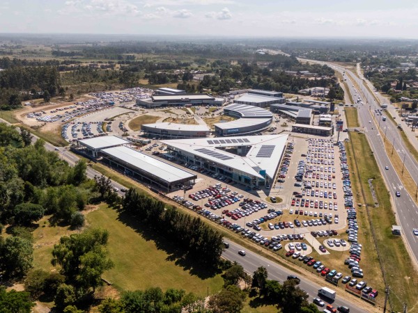 Car One Center, Punta del Este, Distrito 52