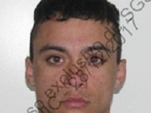 Un hombre se present...