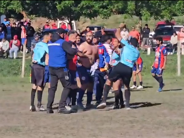 Ante la brutal agresión a un juez en un partido de Ascenso, árbitros resuelven no presentarse en ninguna categoría