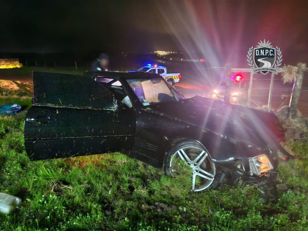 Dos personas murieron tras despiste de un automóvil en Ruta 93