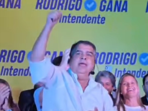 Rodrigo Blás cerró su campaña con acto y caravana: “Es la oportunidad para que Maldonado tenga turismo todo el año”