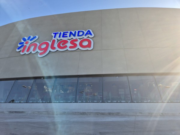 Con una inversión de más de 25 millones de dólares Tienda Inglesa inauguró nueva sucursal en Punta Shopping