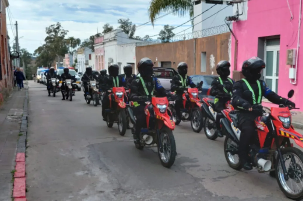 190 operativos en un...