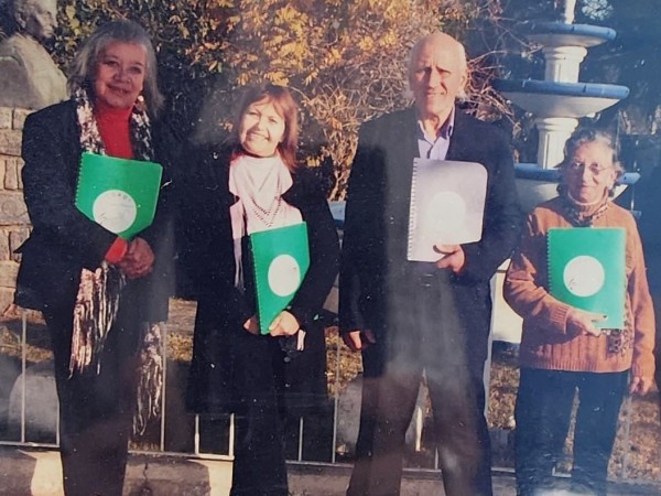 Tiene 78 años y viaj...