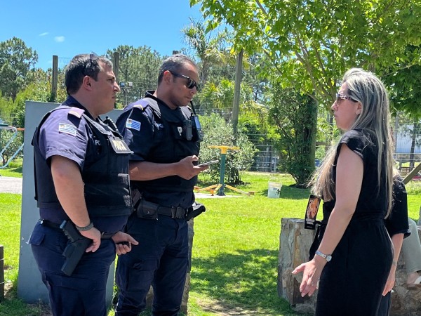 Incidentes en circuito electoral: insultos y golpes a un vehículo