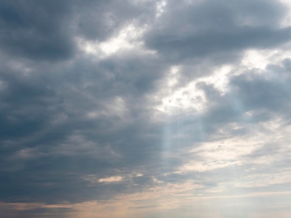 Semana comienza con mañanas frescas y cielo nuboso