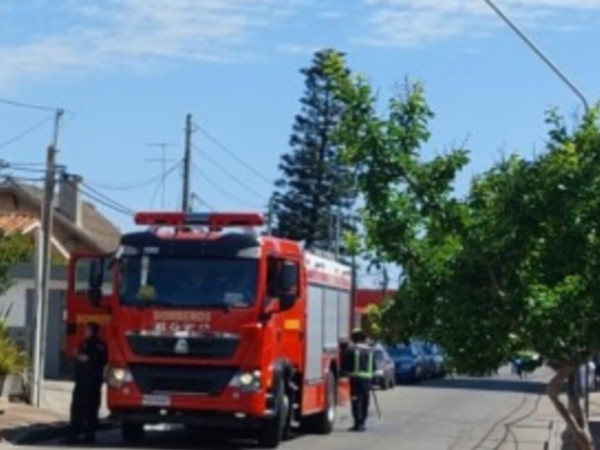 Incendio en vivienda de Maldonado Nuevo movilizó a Bomberos