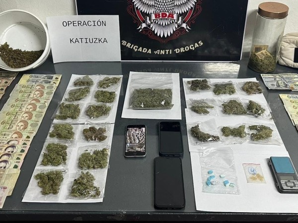 Marihuana, pastillas y cristales de éxtasis se comercializaban en Punta del Este desde un auto