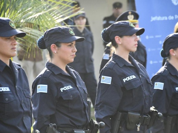 En el aniversario de la Policía Nacional, en Maldonado se reconoció el trabajo de los funcionarios
