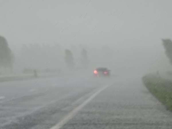 Lluvias y vientos fuertes afectarán el inicio de la semana en Maldonado