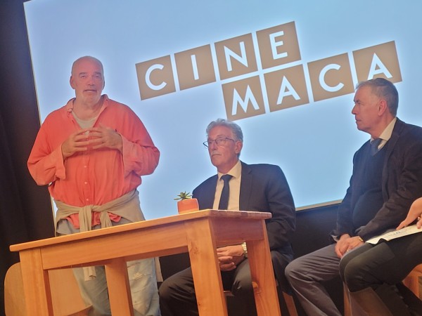 Alumnos “podrán entrar a lo que es el primer mundo en el arte". dijo director de UTU tras firma de convenio con Fundación Atchugarry