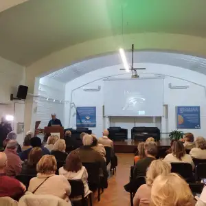 Tomás Friedmann advi...